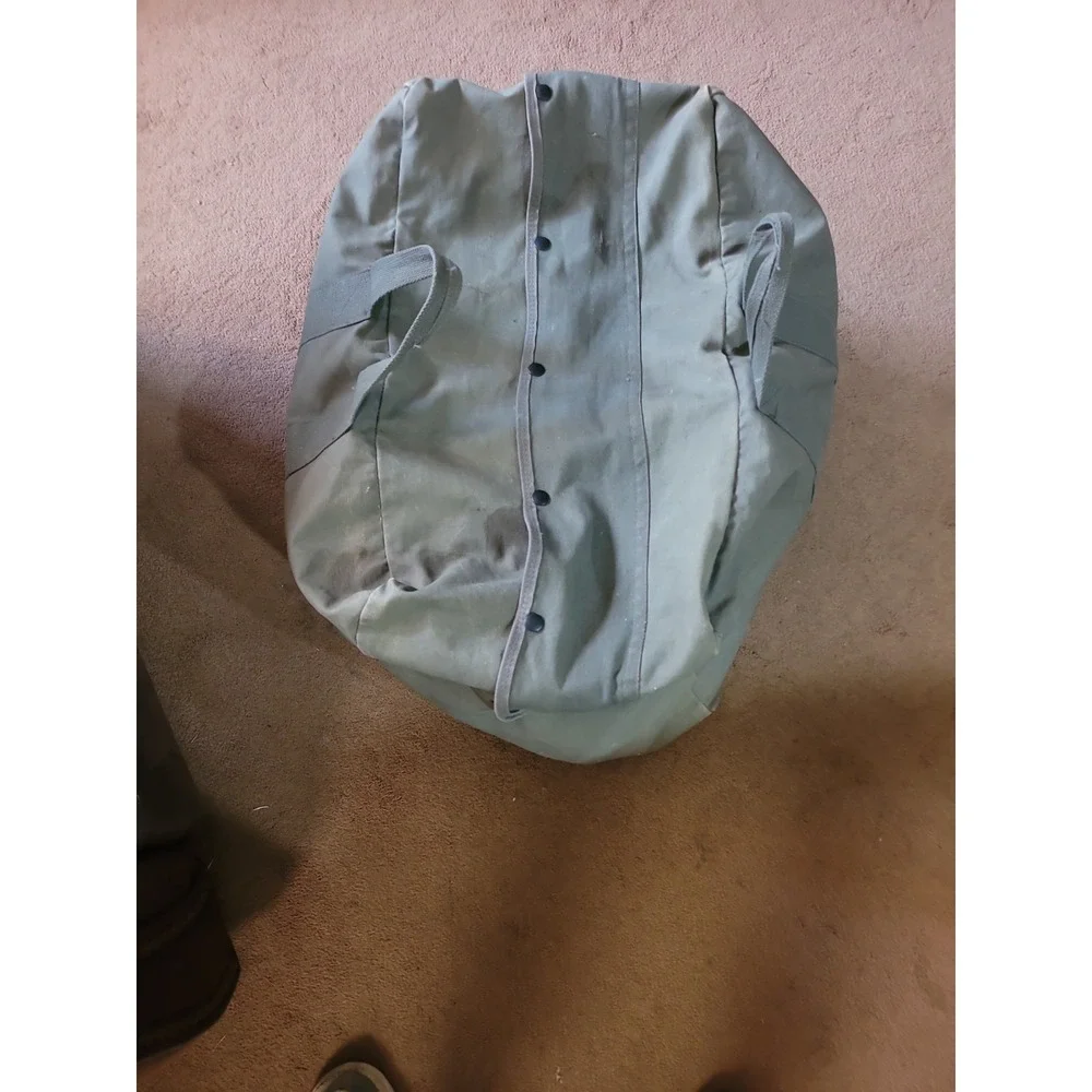 1965 Vietnam Era US Military Canvas Flyers Kit Bag Milcon Prods 21x16x11